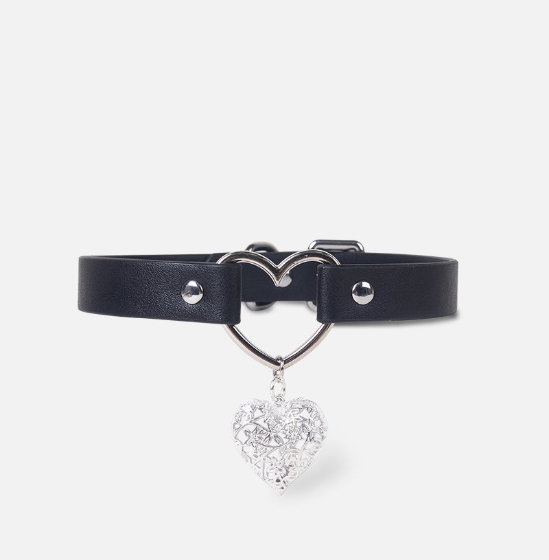 WILDCHOK Heart Pendant PU Collar, Leash Set with Hollow Heart Charm