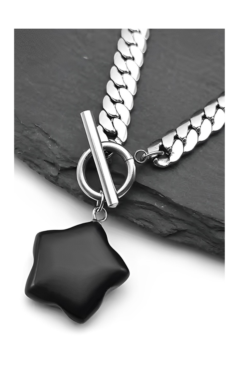WILDCHOK - Star Pendant Choker