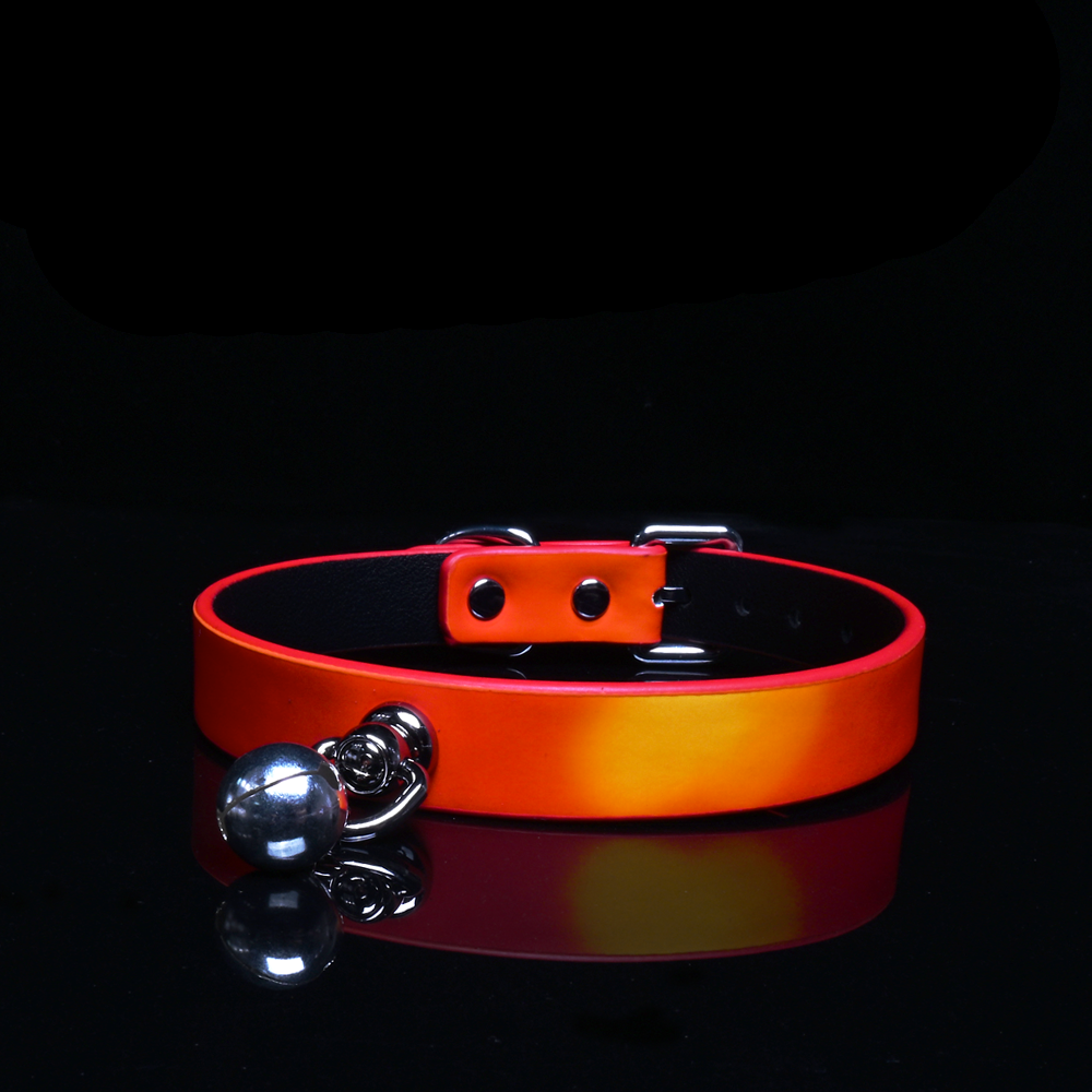 WILDCHOK [Thermo Bell] Unisex Adjustable Heat-Sensitive Color-Changing PU Leather Choker with Bell Pendant