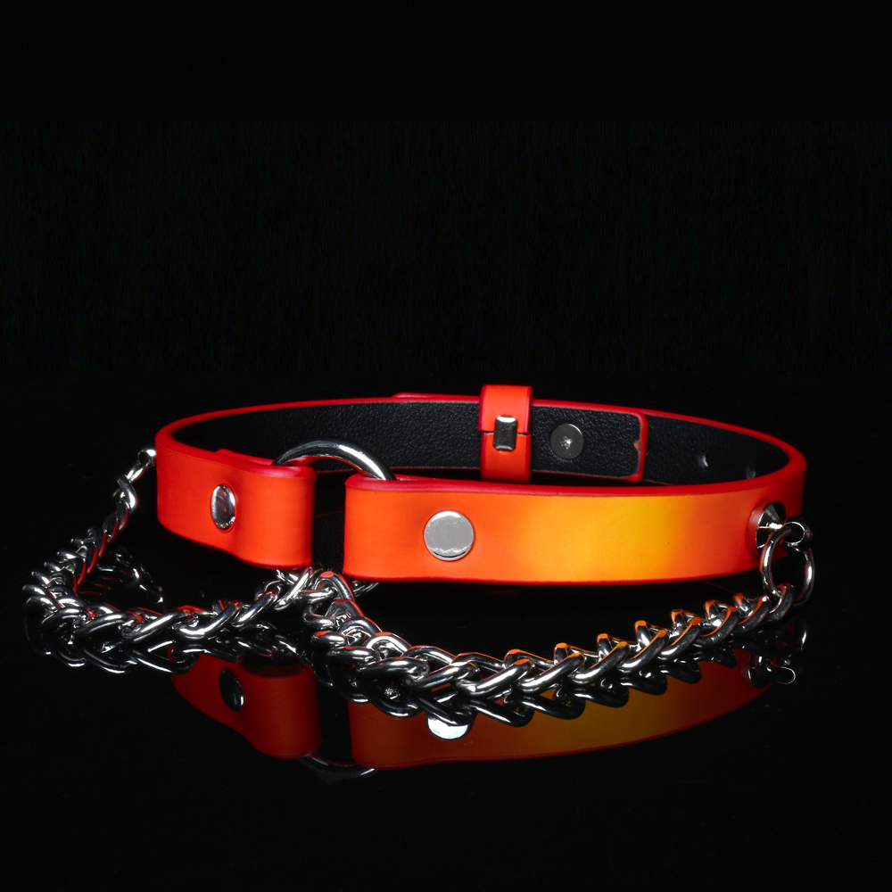 WILDCHOK Heat‑Reactive Color Changing PU Choker Necklace with Metal Chain Detail