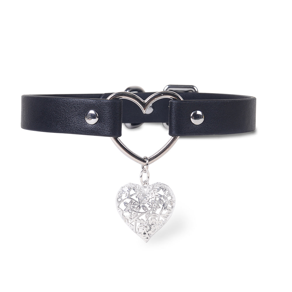 WILDCHOK Heart Pendant PU Collar, Leash Set with Hollow Heart Charm