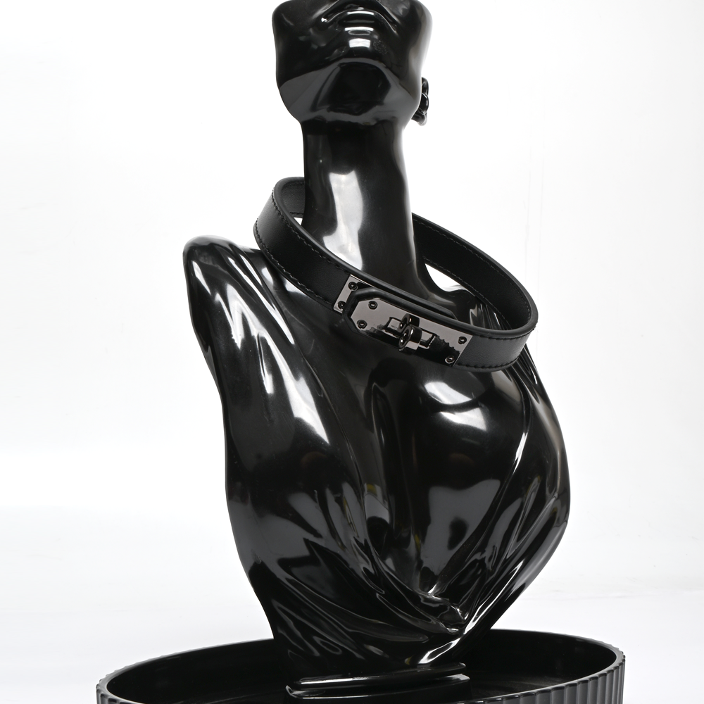 WILDCHOK Black Leather Choker | Metal Turn Lock