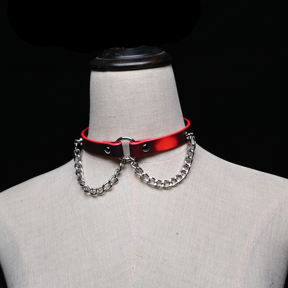 WILDCHOK Heat‑Reactive Color Changing PU Choker Necklace with Metal Chain Detail