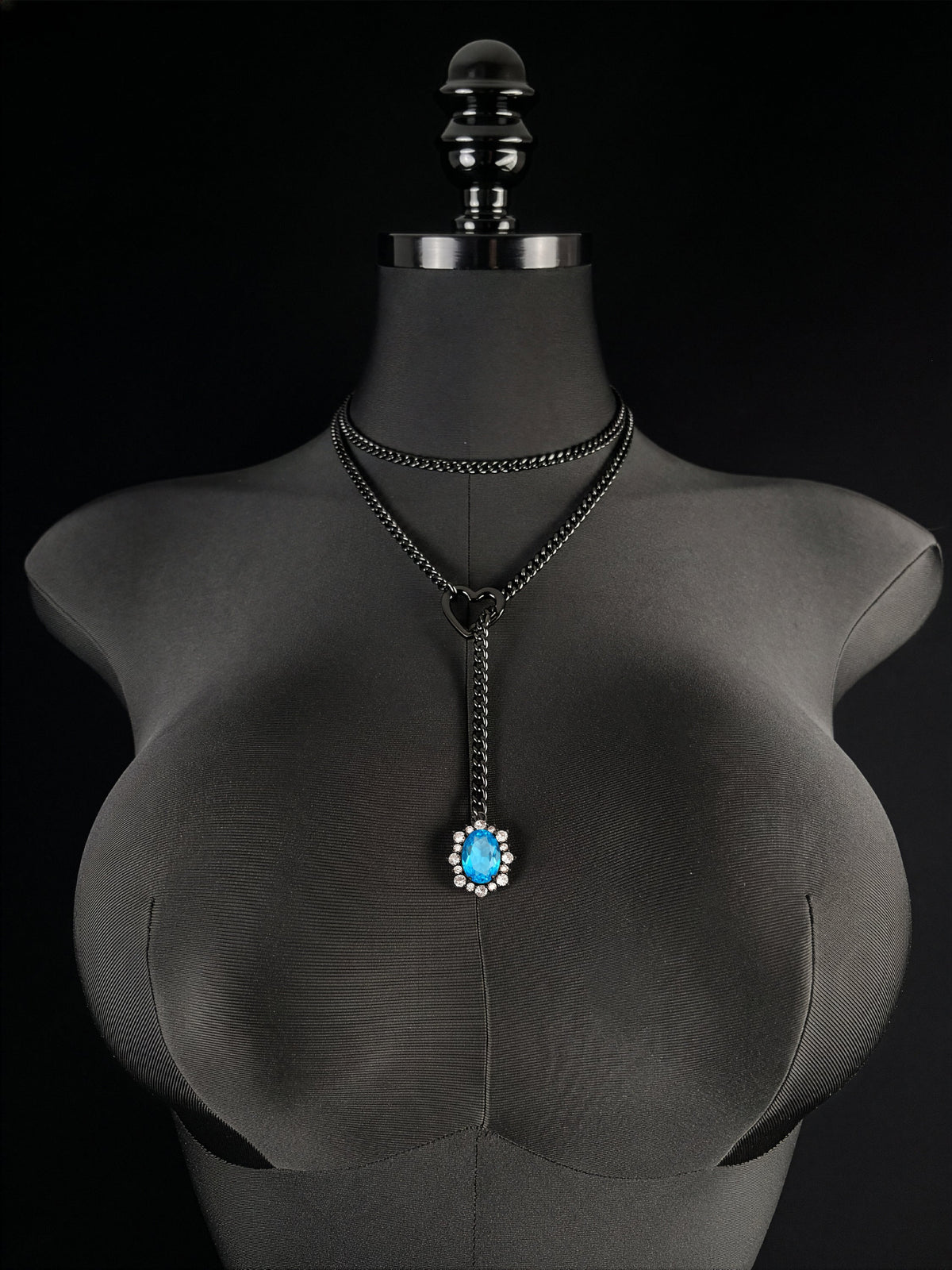 WILDCHOK - Gemstone Charm Loop Choker