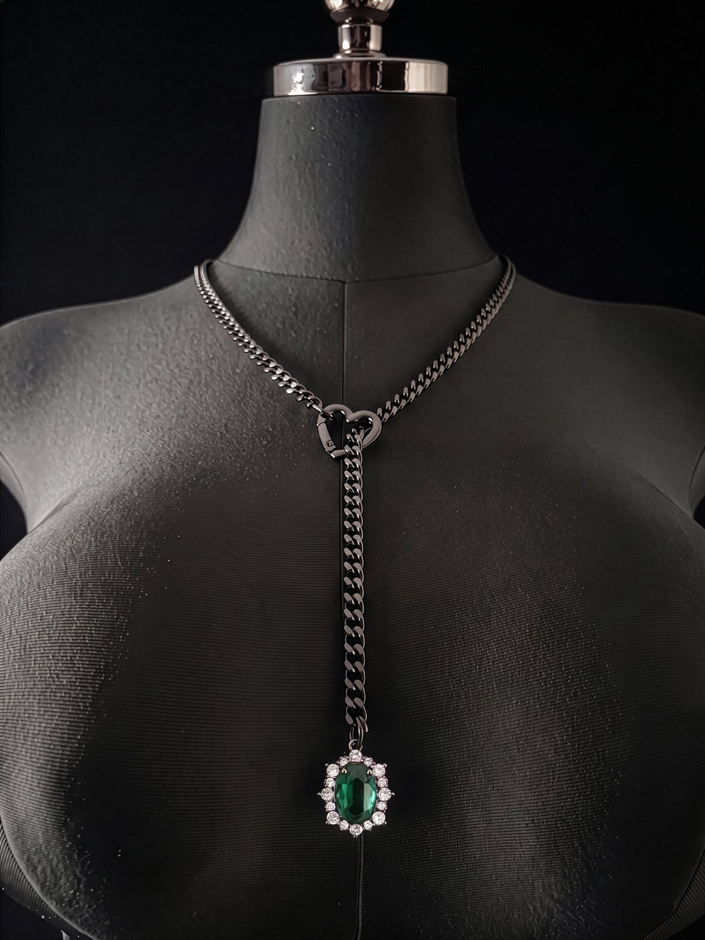 WILDCHOK - Gemstone Charm Slip Chain Choker