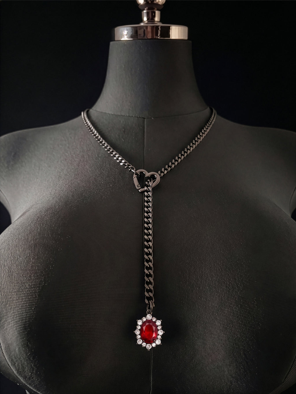 WILDCHOK - Gemstone Charm Slip Chain Choker