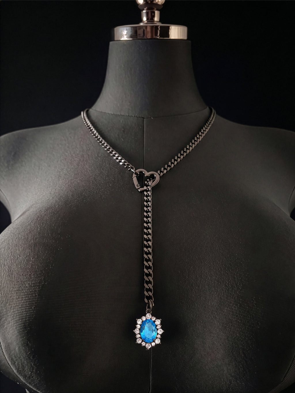 WILDCHOK - Gemstone Charm Slip Chain Choker