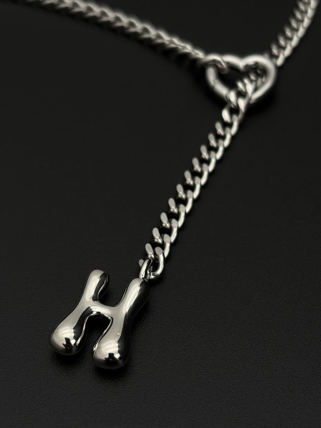 WILDCHOK - Initial Charm Slip Chain Choker