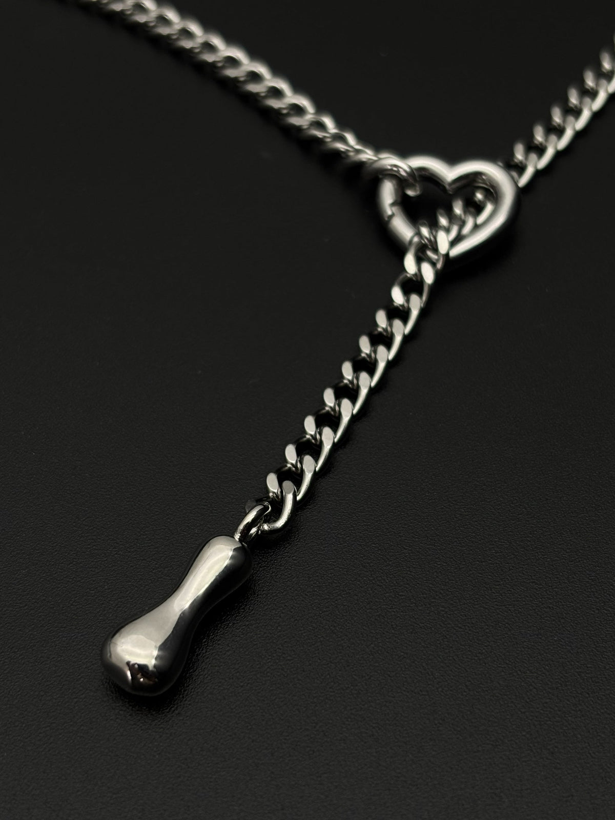 WILDCHOK - Initial Charm Loop Choker