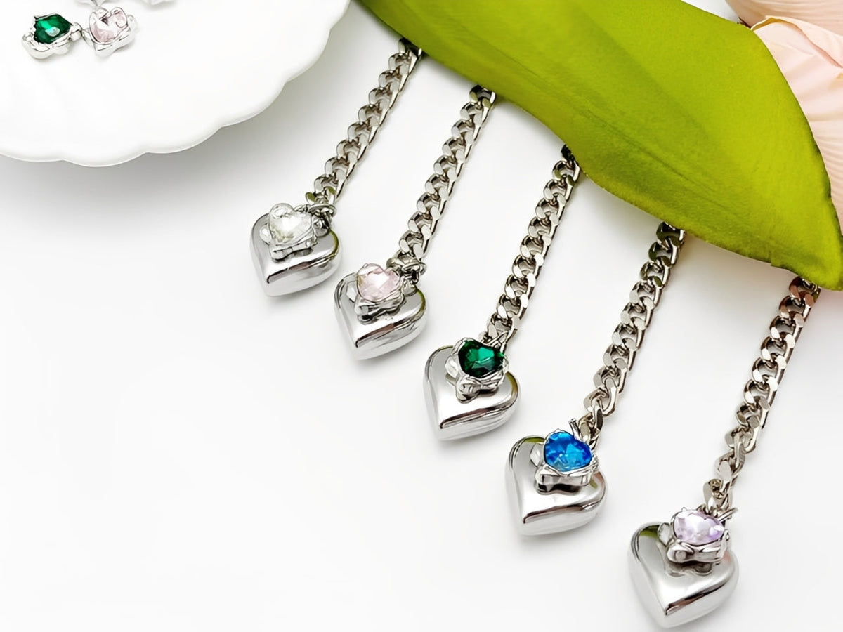 WILDCHOK - Heart Crystal Charm Slip Chain Choker