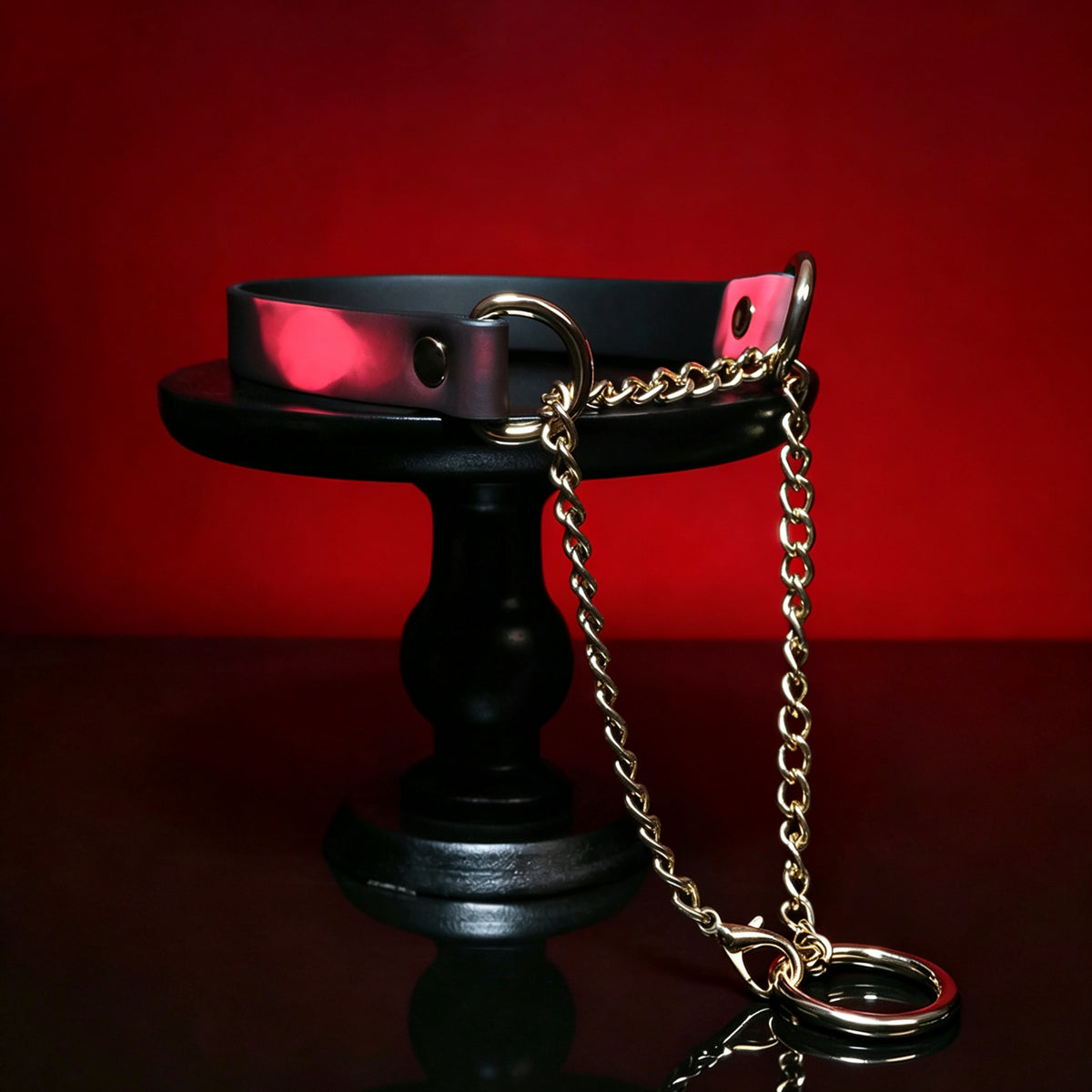 WILDCHOK Thermochromic Color‑Changing PU Choker with Double Chain O‑Ring Detail