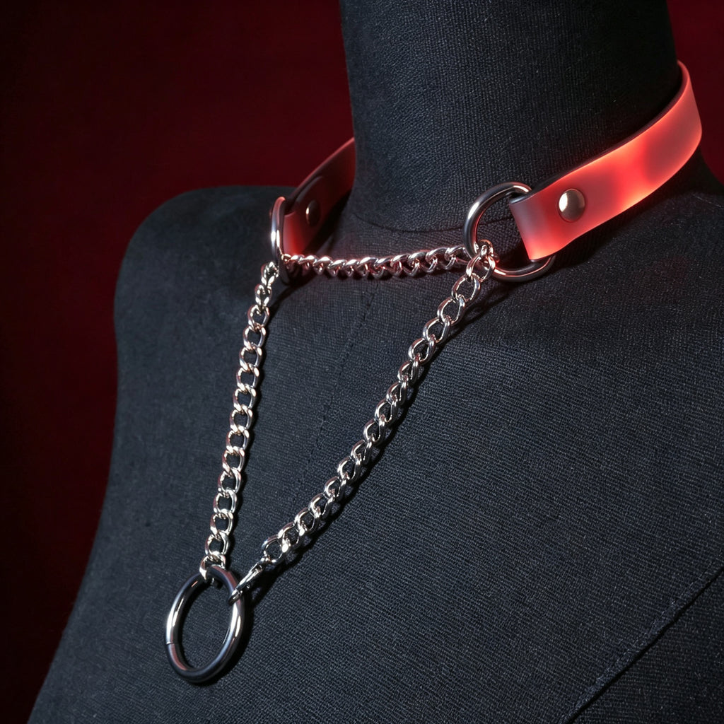 WILDCHOK Thermochromic Color‑Changing PU Choker with Double Chain O‑Ring Detail