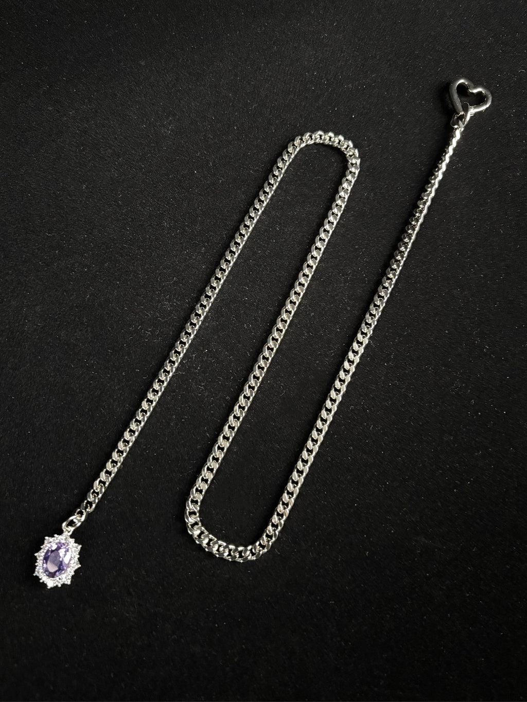 WILDCHOK - Gemstone Charm Slip Chain Choker