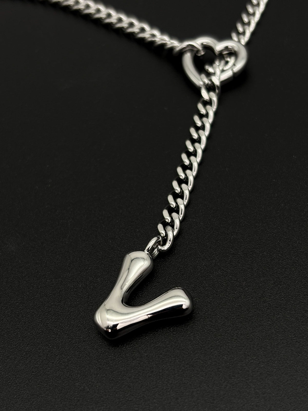 WILDCHOK - Initial Charm Loop Choker