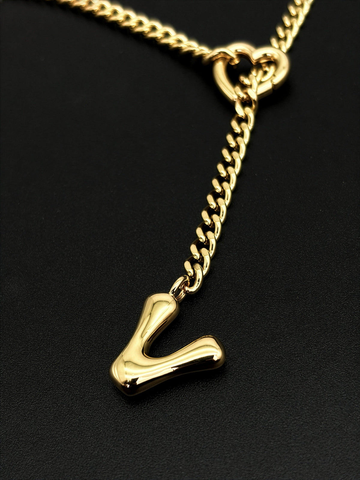 WILDCHOK - Initial Charm Loop Choker