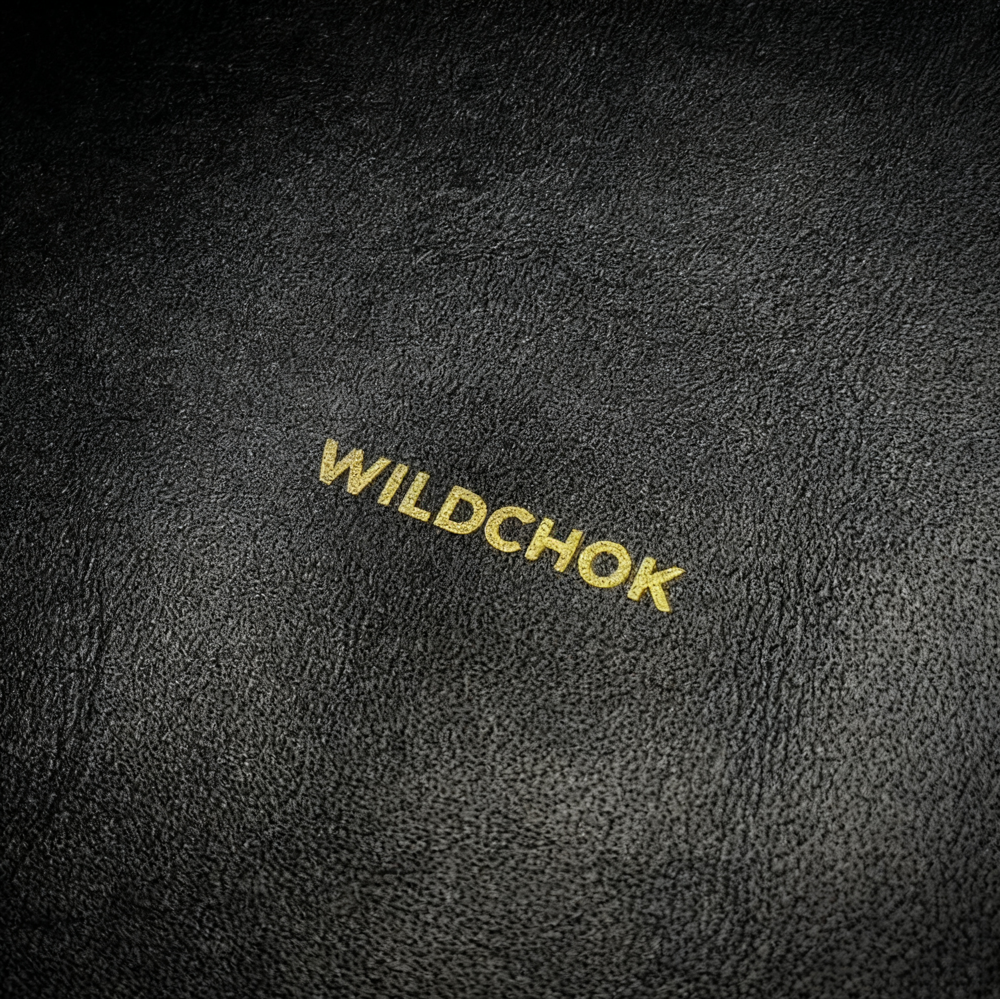 WILDCHOK Genuine Cowhide Leather Choker with Gold Lock Buckle - Red Black Orange Textured Daily Party Fashion Accessory