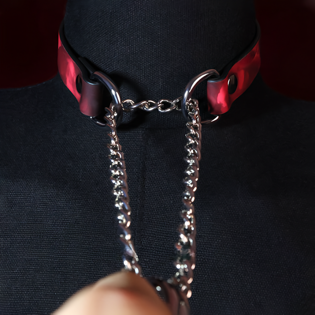 WILDCHOK Thermochromic Color‑Changing PU Choker with Double Chain O‑Ring Detail