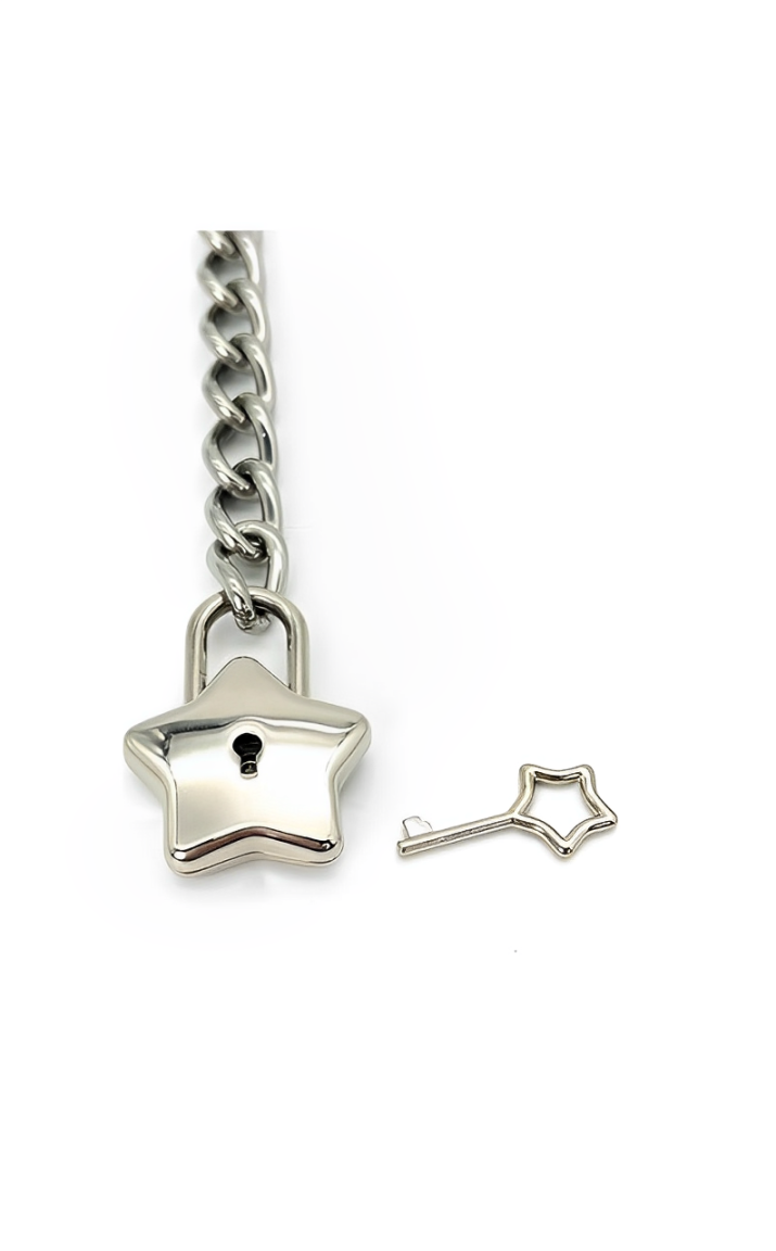 WILDCHOK - Star Lock & Key Slip Chain